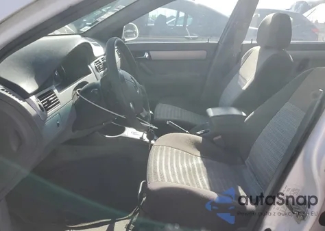 2008 Suzuki Forenza Base из США, поврежденный, VIN KL5JD56ZX8K864782